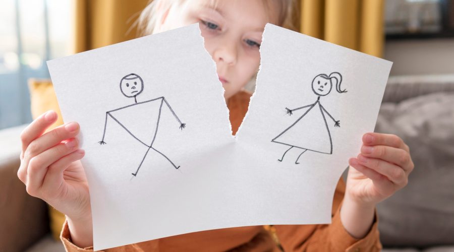 Bigenitorialità negata ai figli