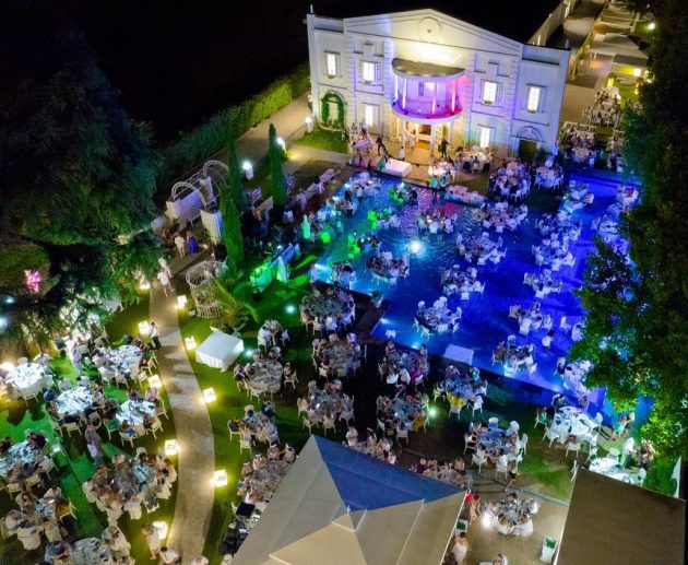 White Dinner Water Show 2024 Villa ReNoir 1