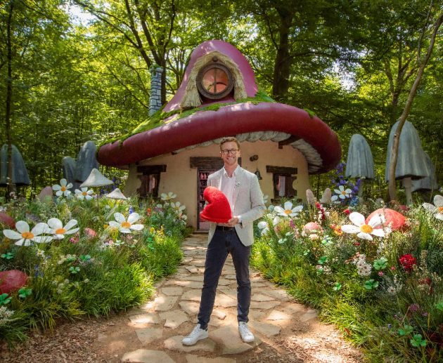 Smurfs experience - Nicolas portrait PH Press