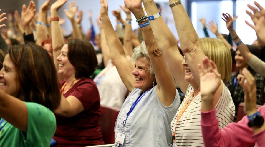 congresso_yoga_risata_esercizio2