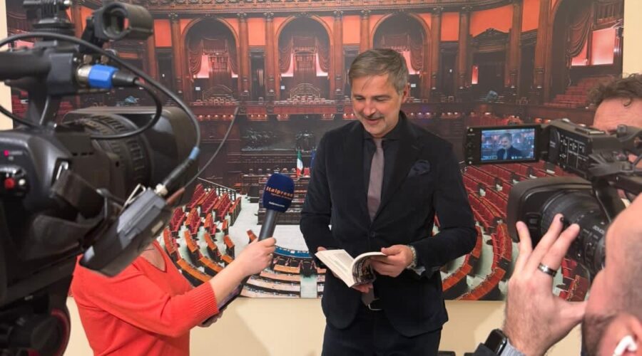 Beppe Convertini - Il Paese delle Tradizioni ph Press