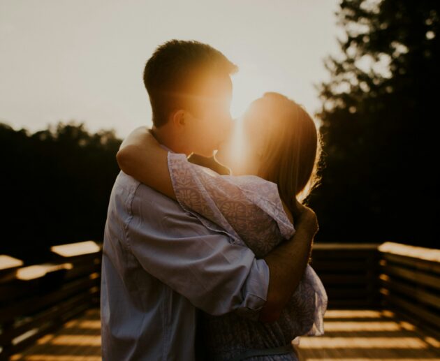 baci [BRUSH] International Kiss Day Fonte Unsplash