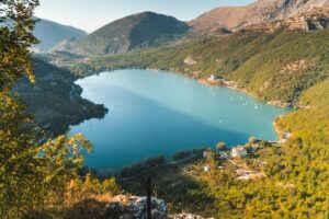 [CAMPEGGI.COM] Abruzzo Fonte Unsplash