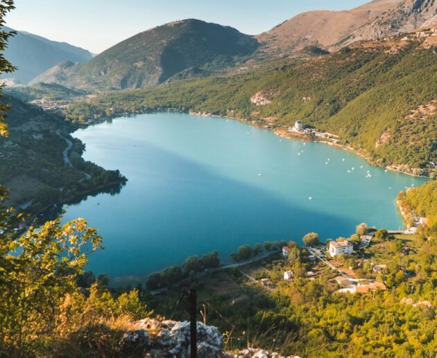 [CAMPEGGI.COM] Abruzzo Fonte Unsplash
