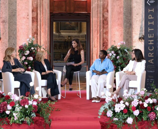 The Leucian Dialogue Reggia di Caserta ph press1