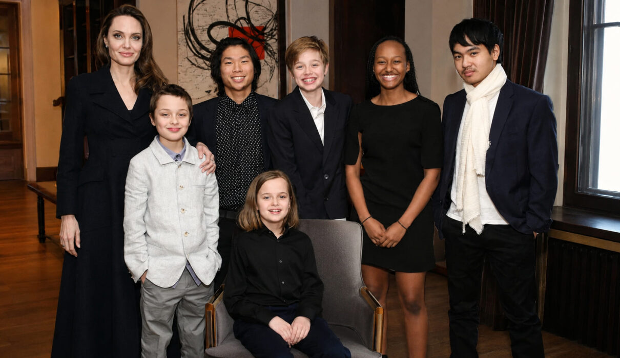 Angelina Jolie figli ph web