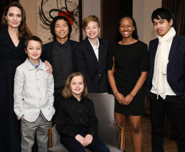 Angelina Jolie figli ph web