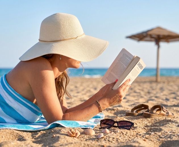 Libri da leggere in vacanza ph AI
