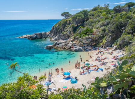 Spiaggia dei Cavoli, Isola D'Elba Toscana ph Press