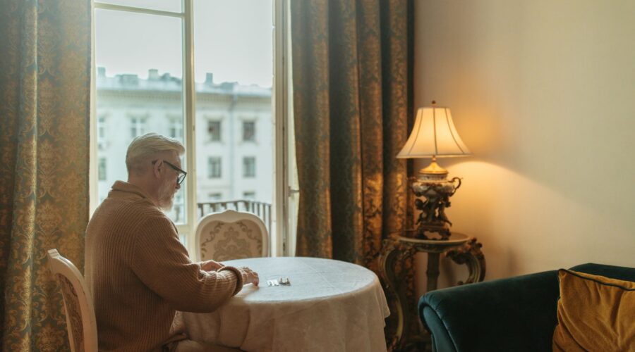 Anziani da soli ph Pexels