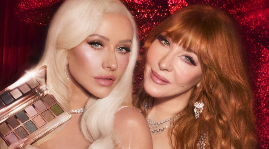 CT_Holiday-26_CT_Christina_Aguilera ph Press