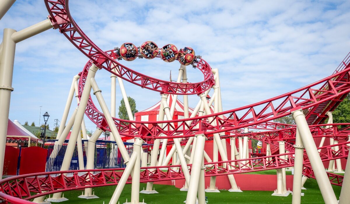 Leolandia coaster Reveяsum ph press