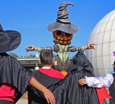 Halloween Costa ph Press